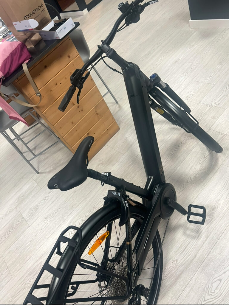 Moustache Samedi 28.4