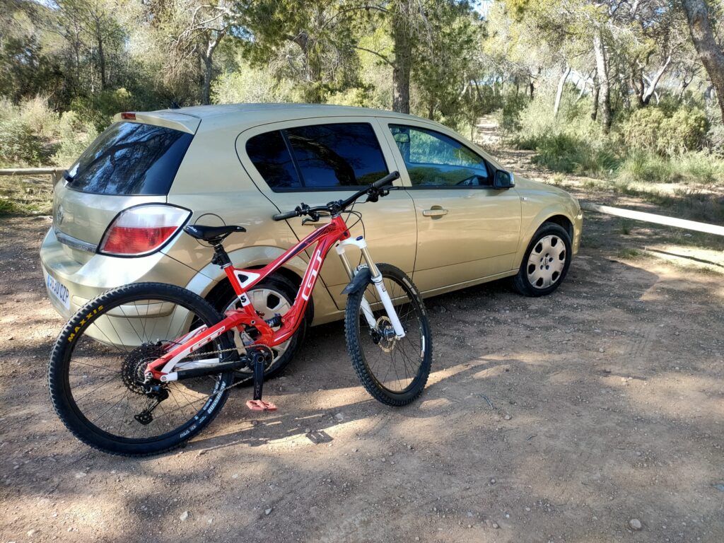 GT force Expert robada