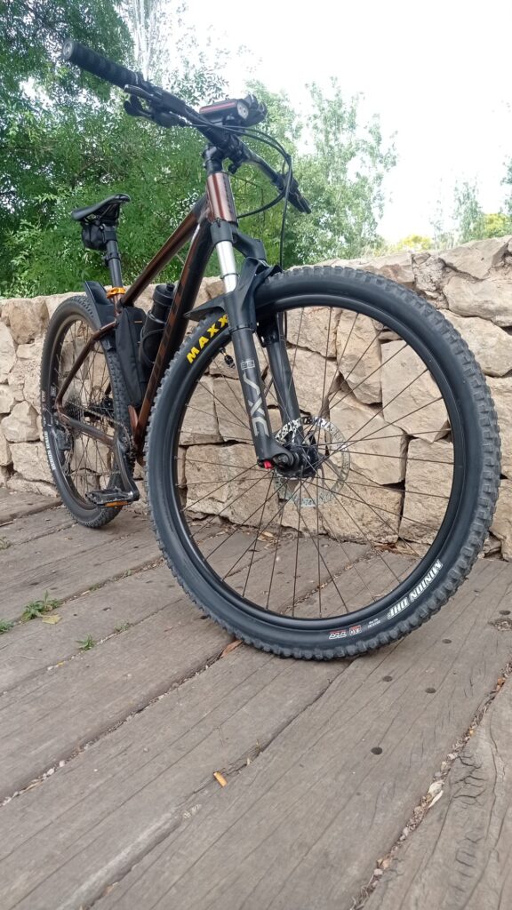 GIANT TALON 1 (2023)